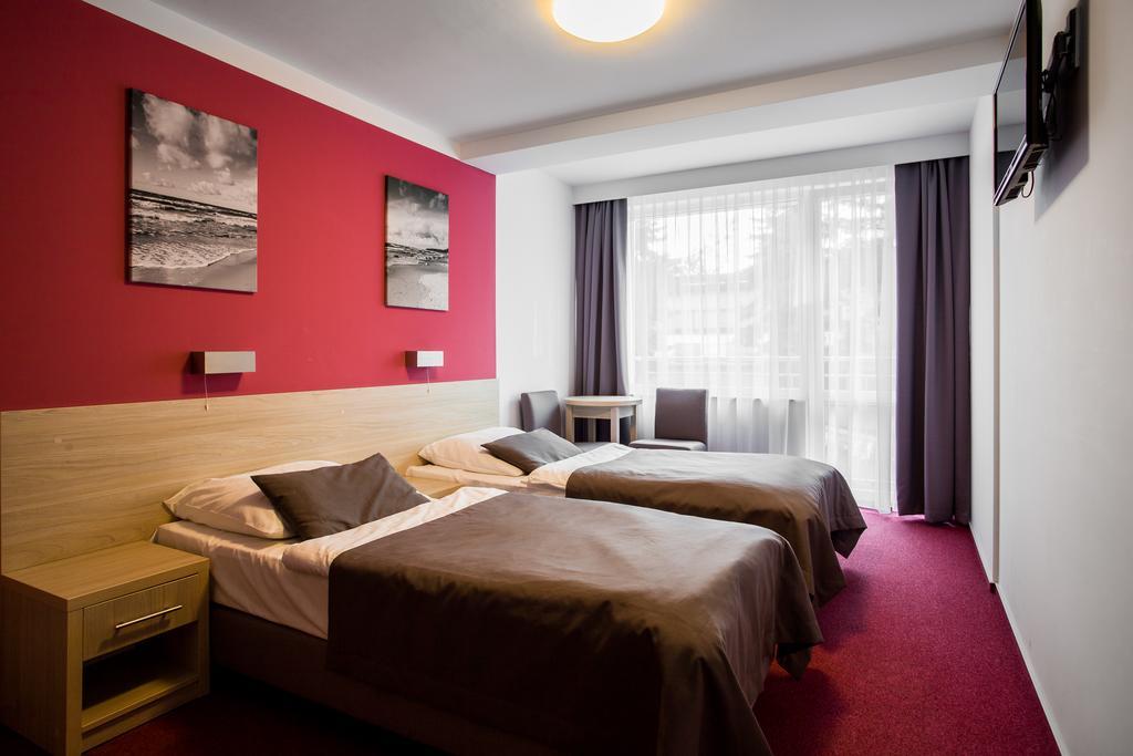 Hotel *** Nat Krynica Morska Rom bilde